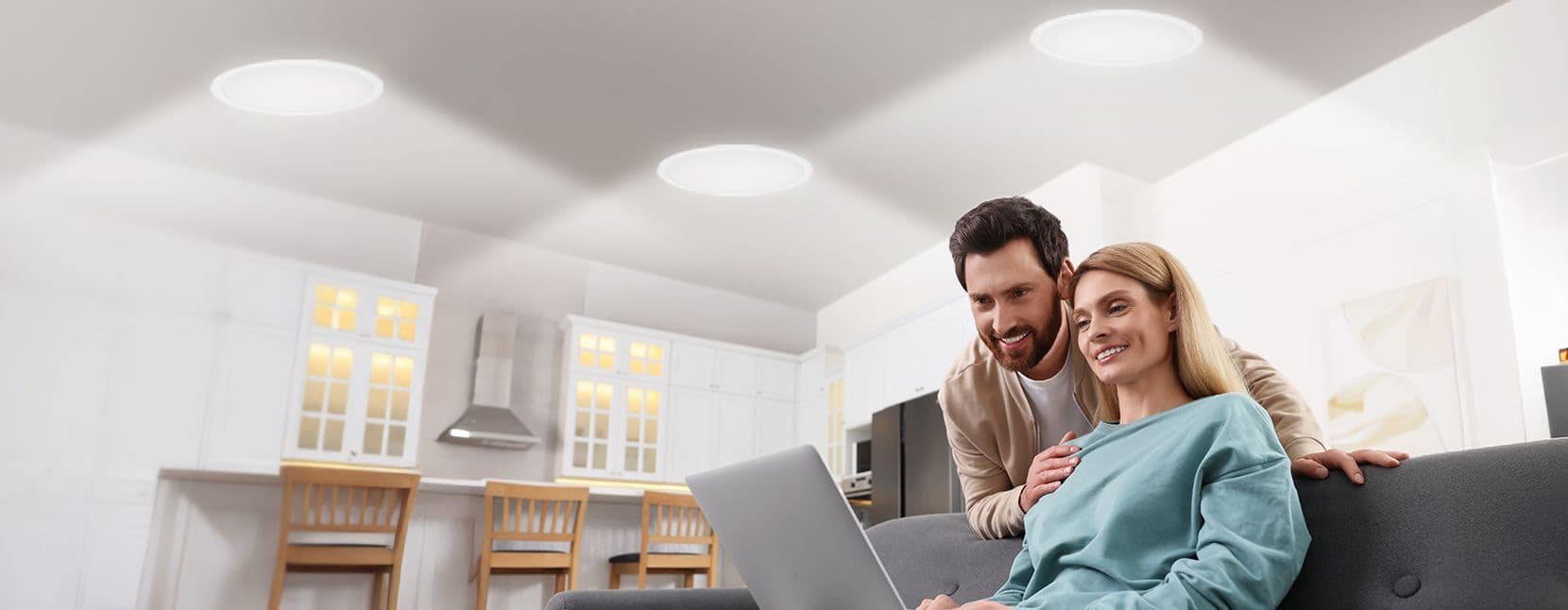 Couple with daylight system